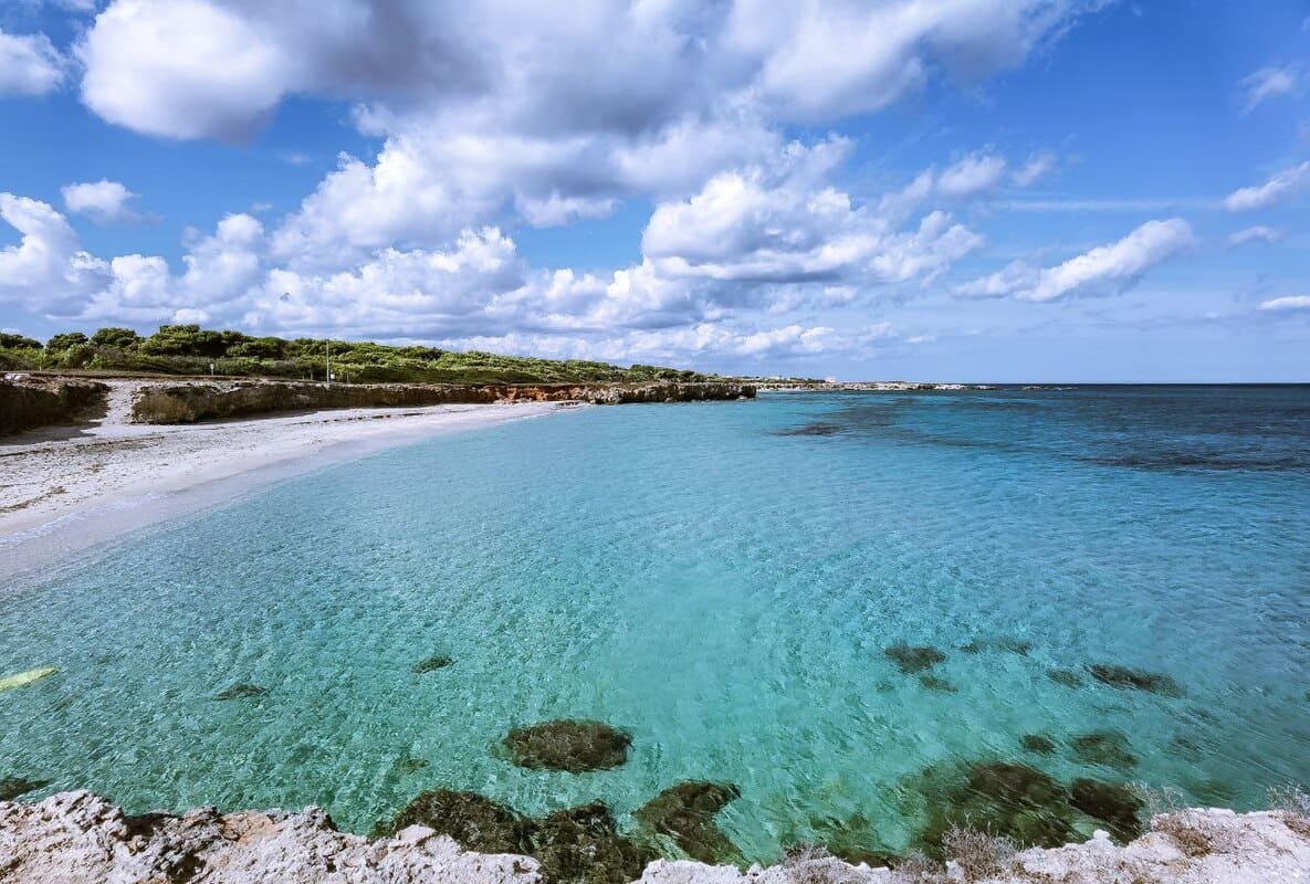 Torre dell'Orso: where it is, things to do, sea, beaches [2026]